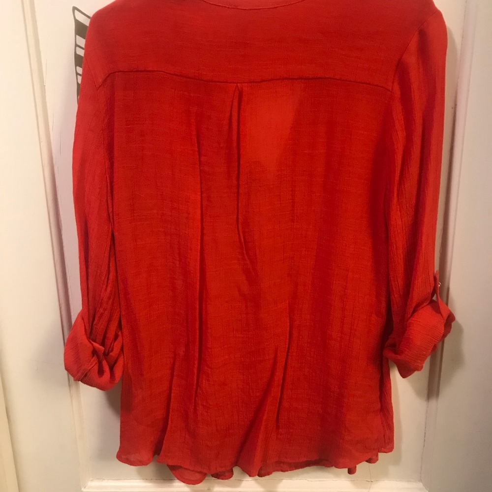 🔥Orange/Red button down blouse🔥 - Picture 4 of 4
